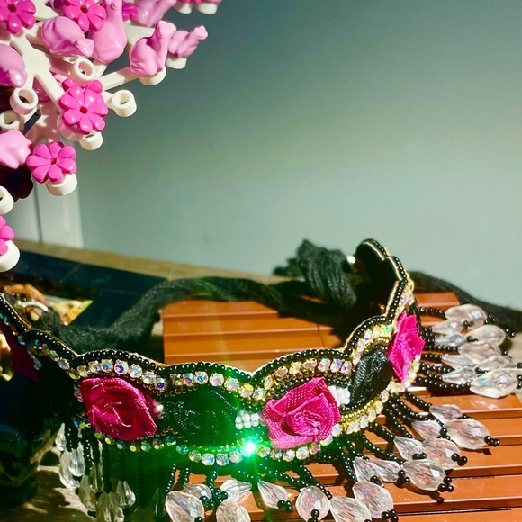 2piece Fuchsia Roses🌹 STATEMENT choker blk pink, fabric, beads, rhinestones NWT - Picture 5 of 6